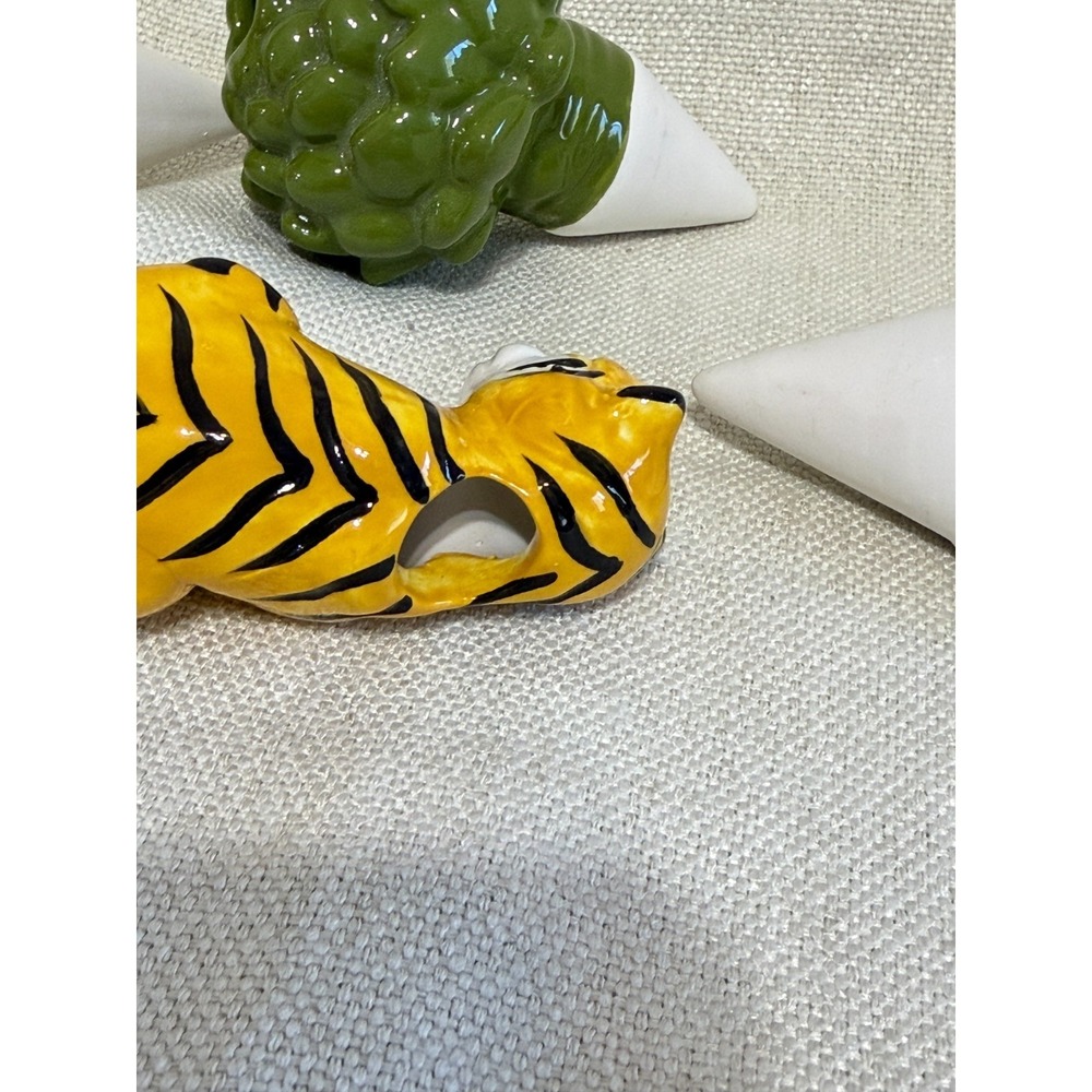 5 Pack Ceramic Self Watering Spikes Flower Tiger Butterfly Plant Stakes - Picture 11 of 11